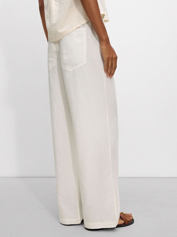 Fluid pants with linen