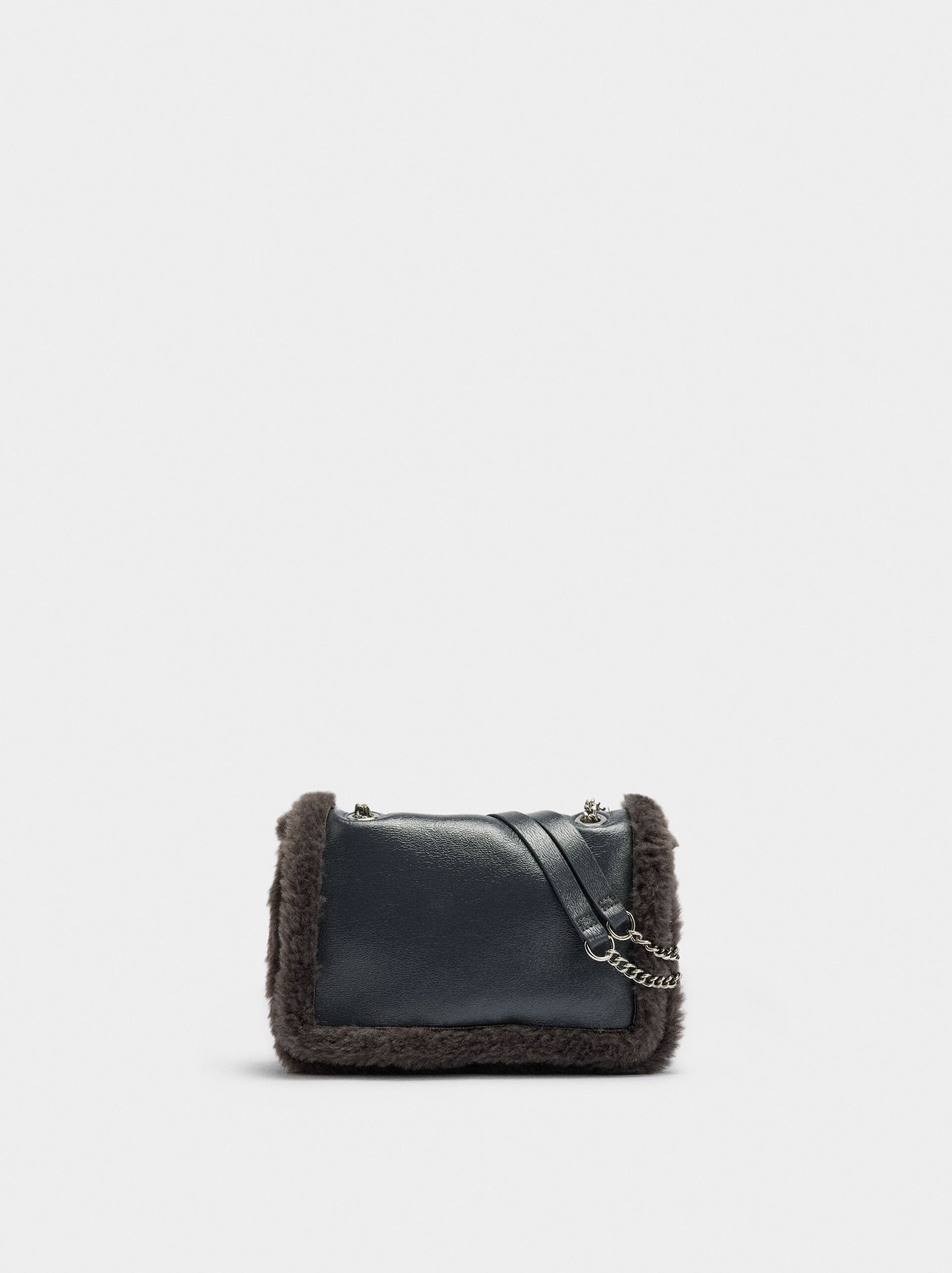 Shoulder bag with fur effect edges image number 0.0
