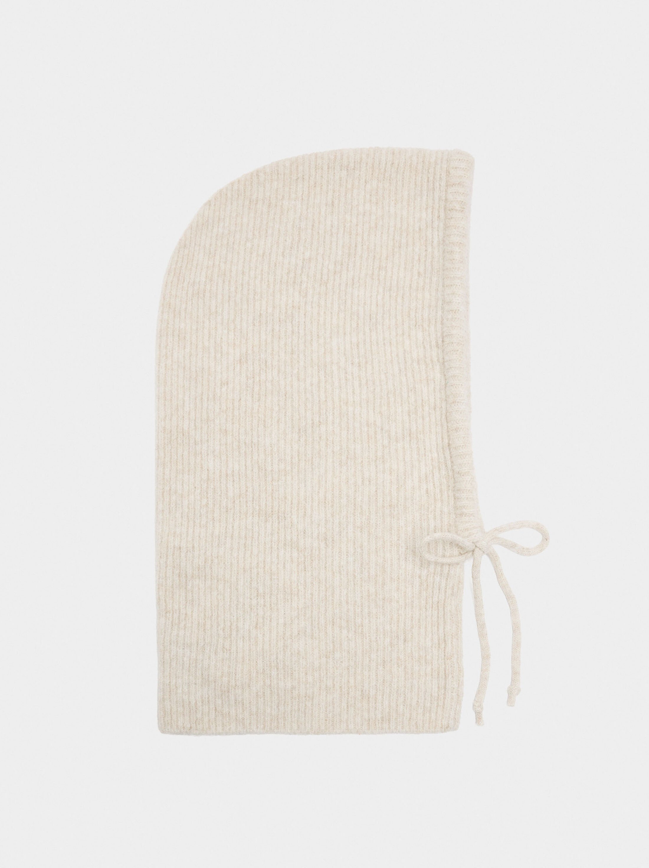 Balaclava de fil amb tires image number 2.0