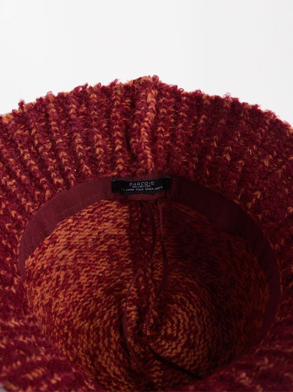 Knitted bucket hat