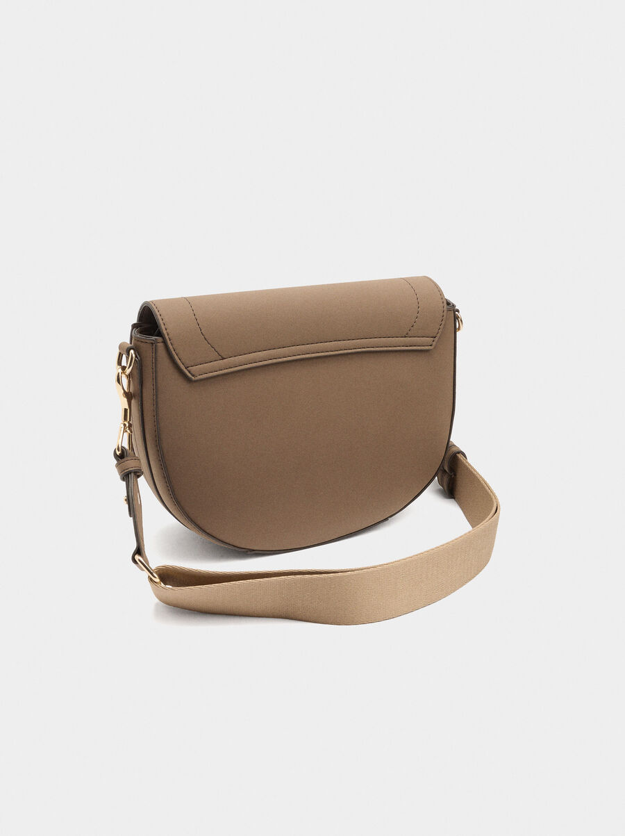 Bolso bandolera ovalado con solapa