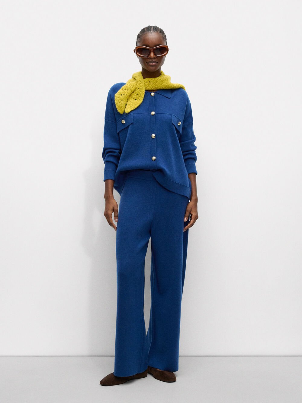 Trousers with wool and elastic waistband