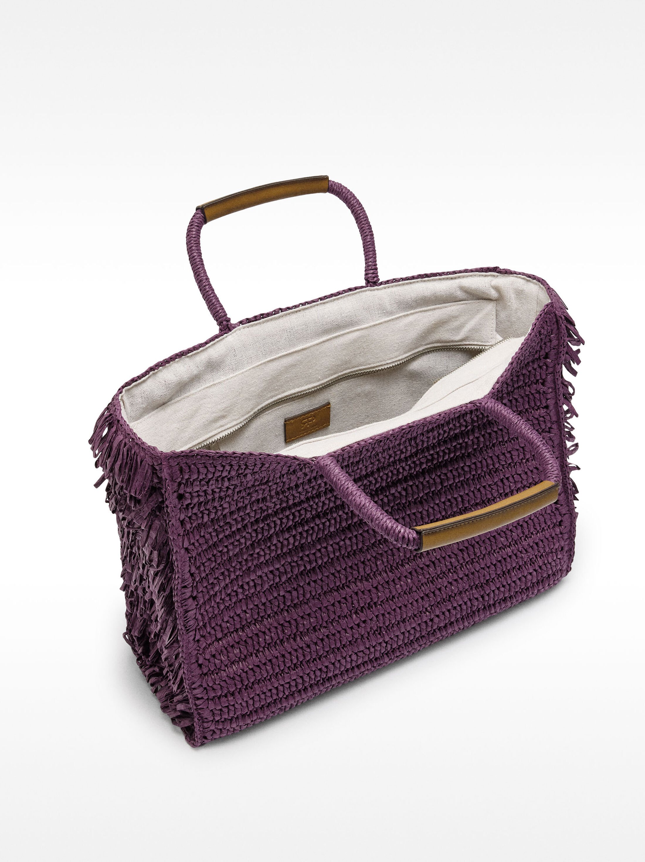 Straw effect shopper bag with fringes image number 4.0