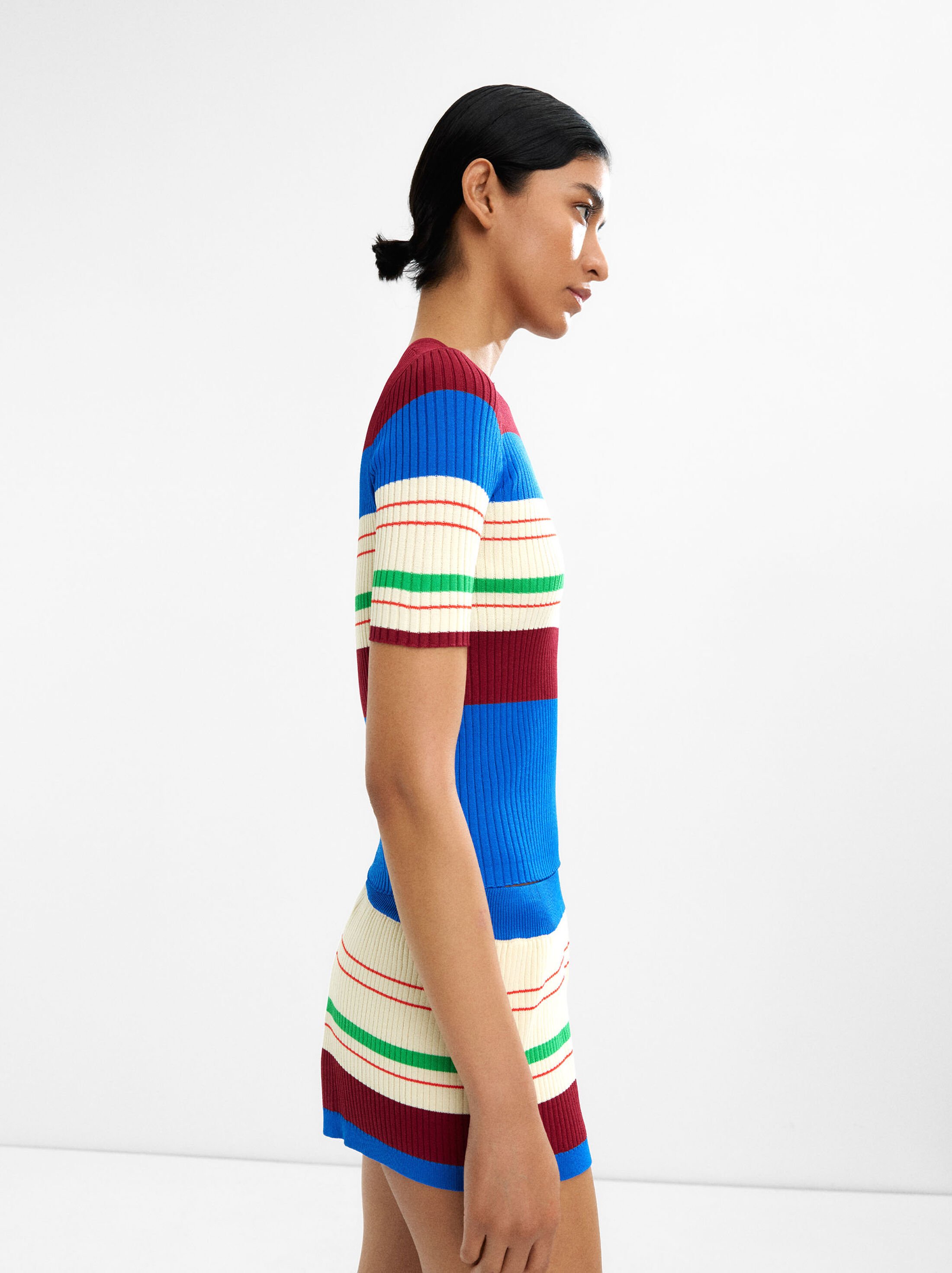 Knit sweater with contrast stripes image number 2.0