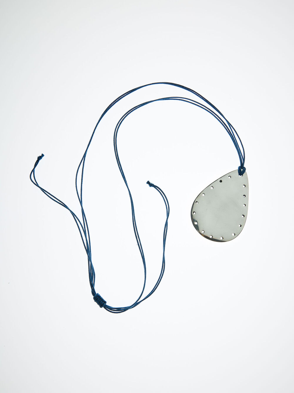 Necklace with cord oval pendant