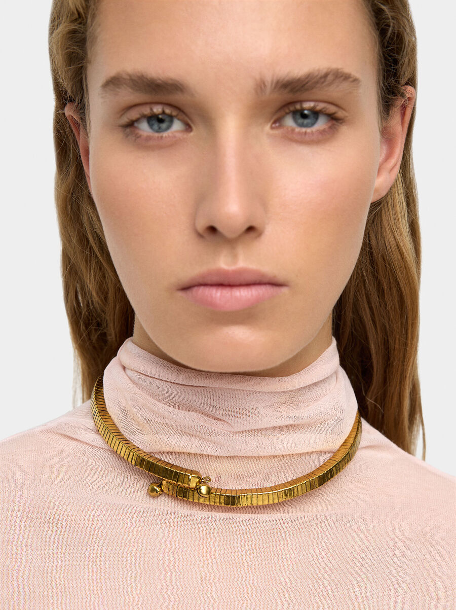 Square spiral necklace