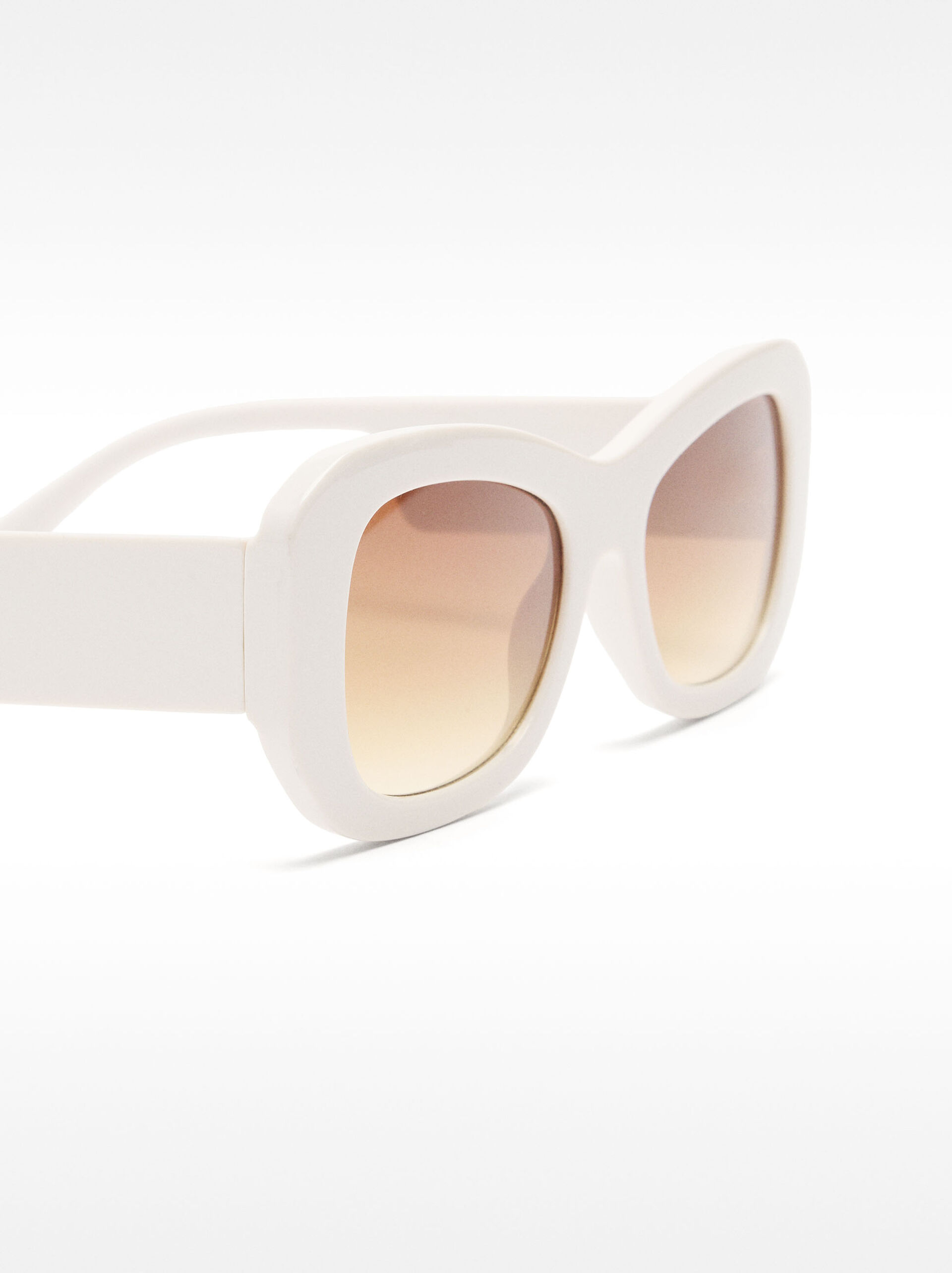 Sonnenbrille mit quadratischen Gläsern image number 1.0