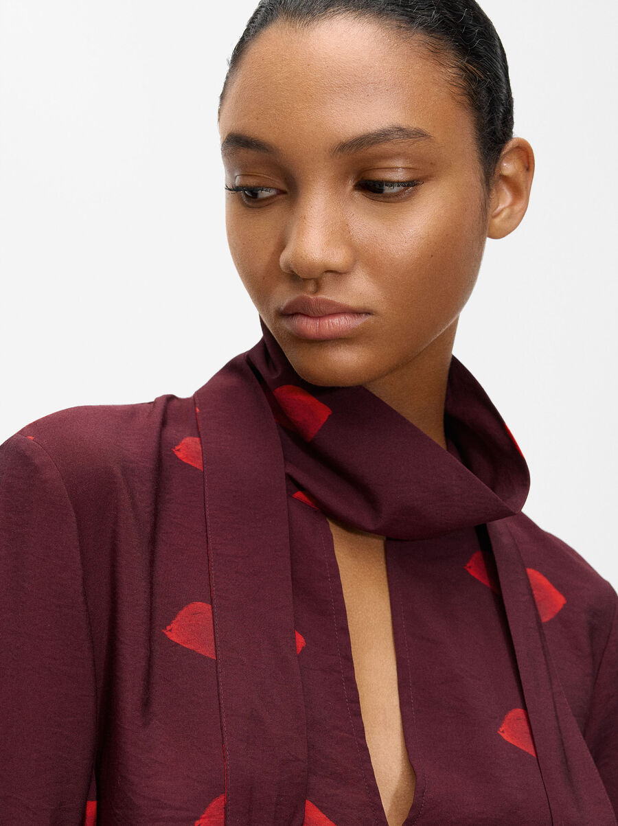 Printed blouse with high neck