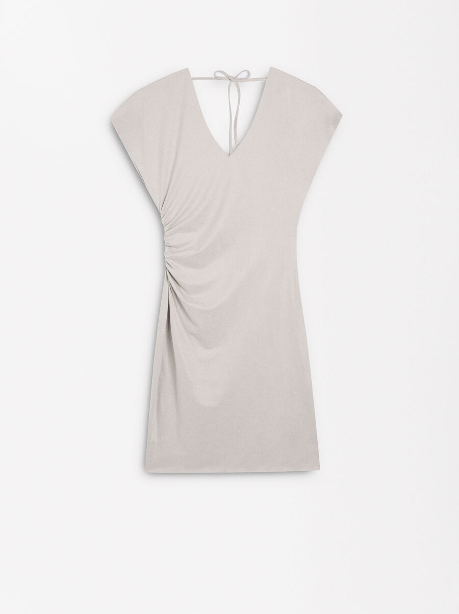 Vestido corto con detalle lateral