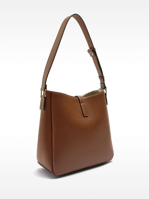 Shoulder bag with straw effect