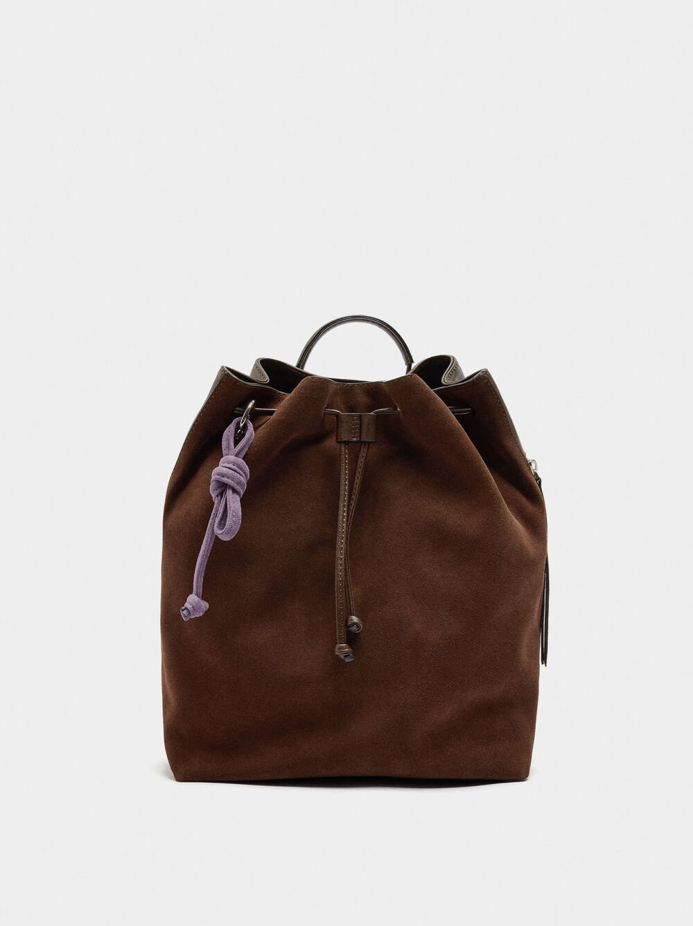 Mochila com pele
