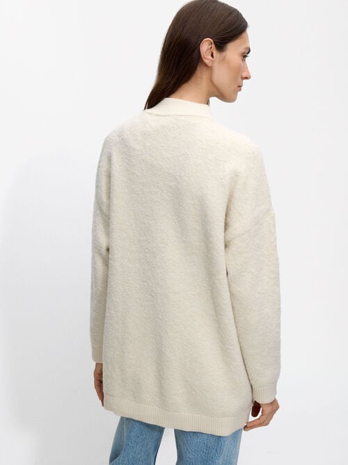 Long cardigan with zipper closure