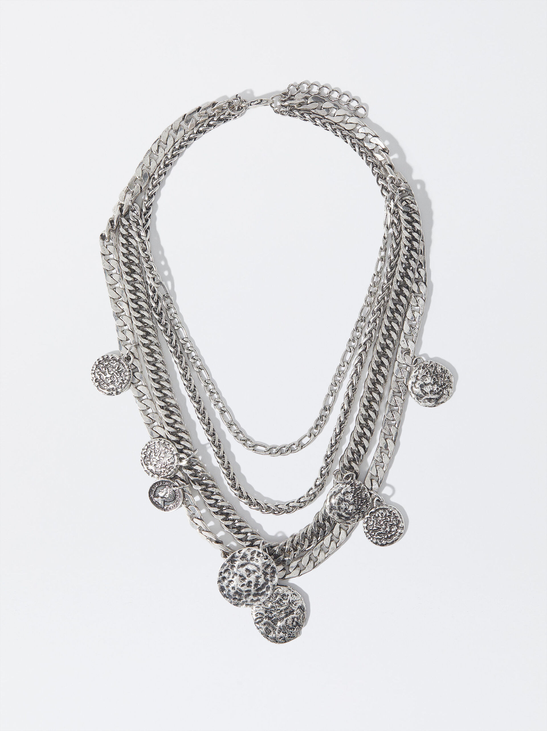 Silberne Halskette Mit Mehreren Ketten image number 0.0