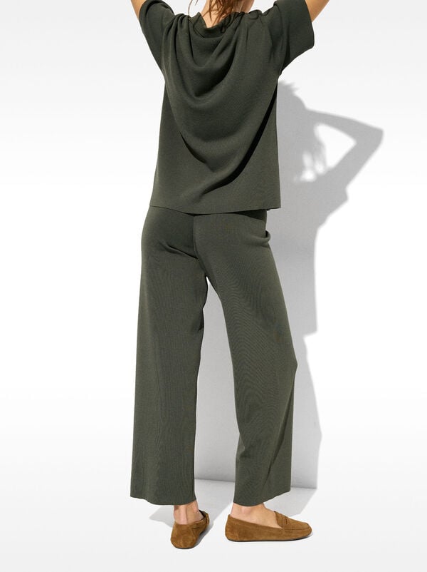 Strickhose mit elastischem Bund