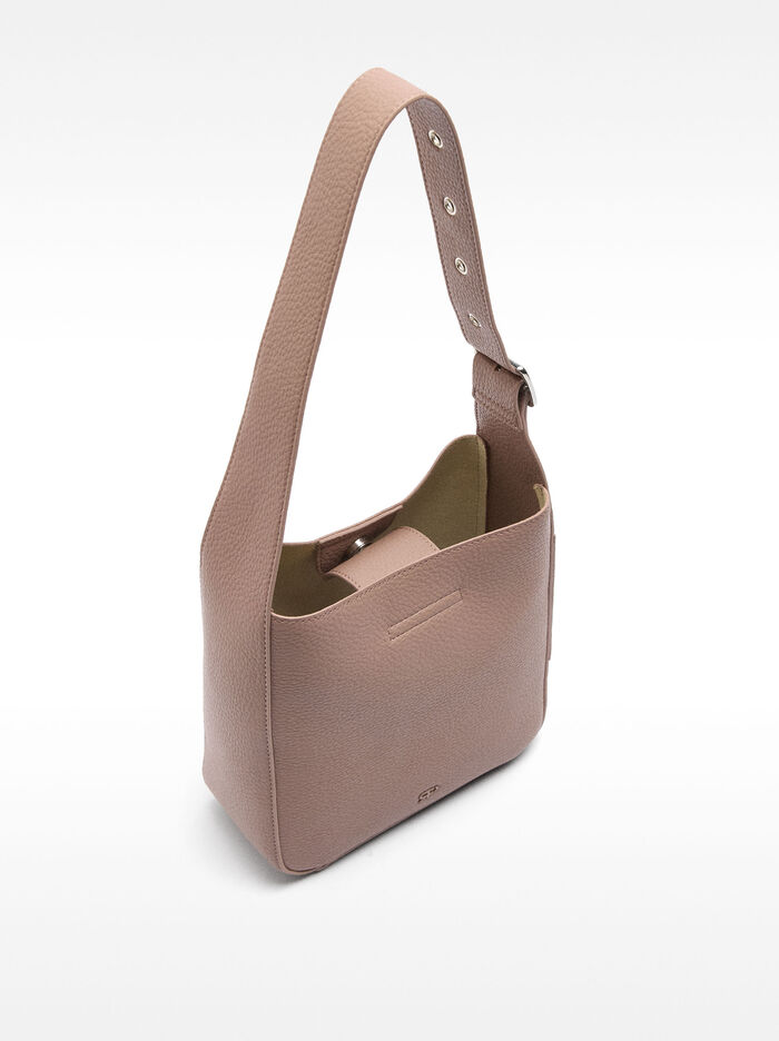 Shoulder bag with texture