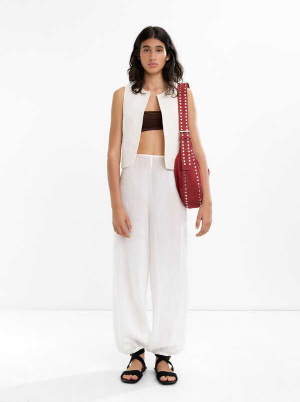 Embroidered vest 