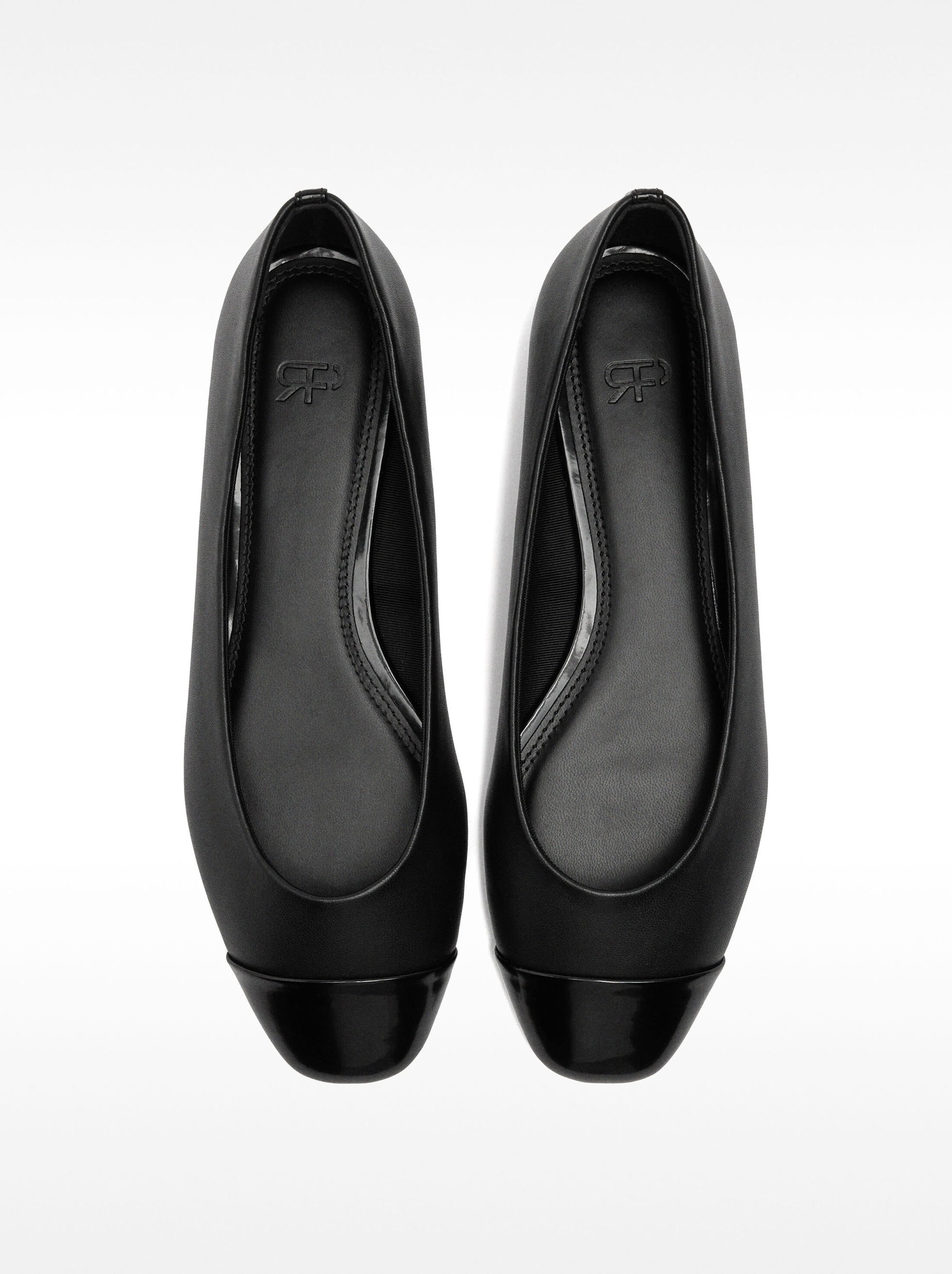 Contrast ballet flats  image number 0.0
