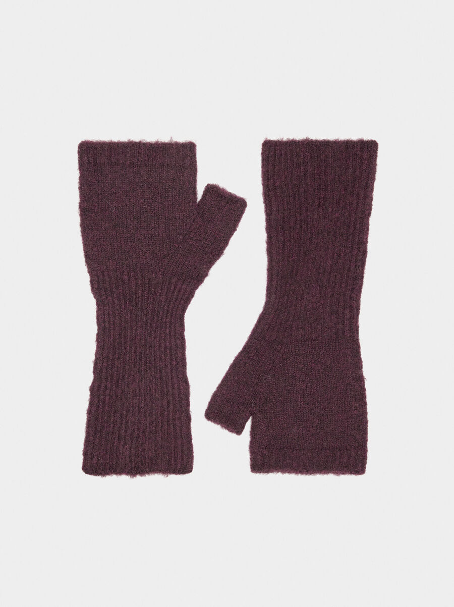 Knit mittens