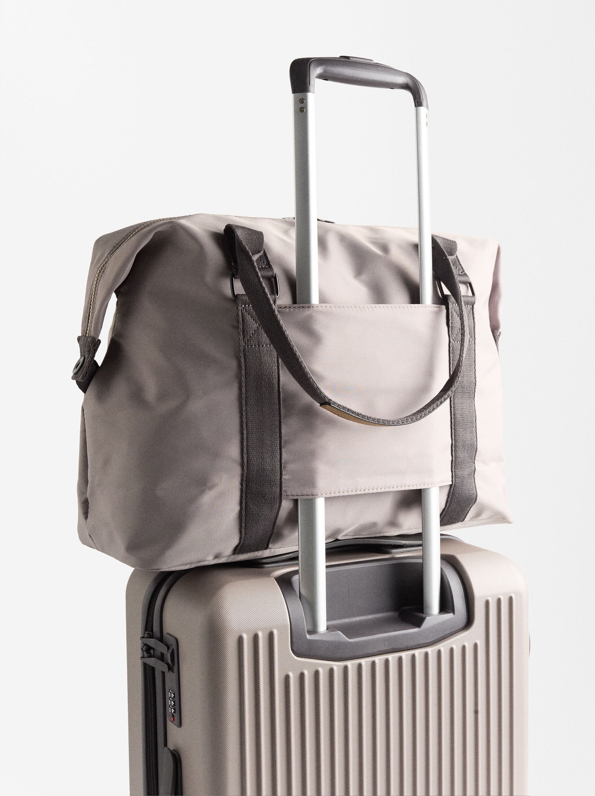Sac week-end en nylon image number 3.0