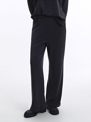 Loose-Fitting Trousers With Elastic Waistband