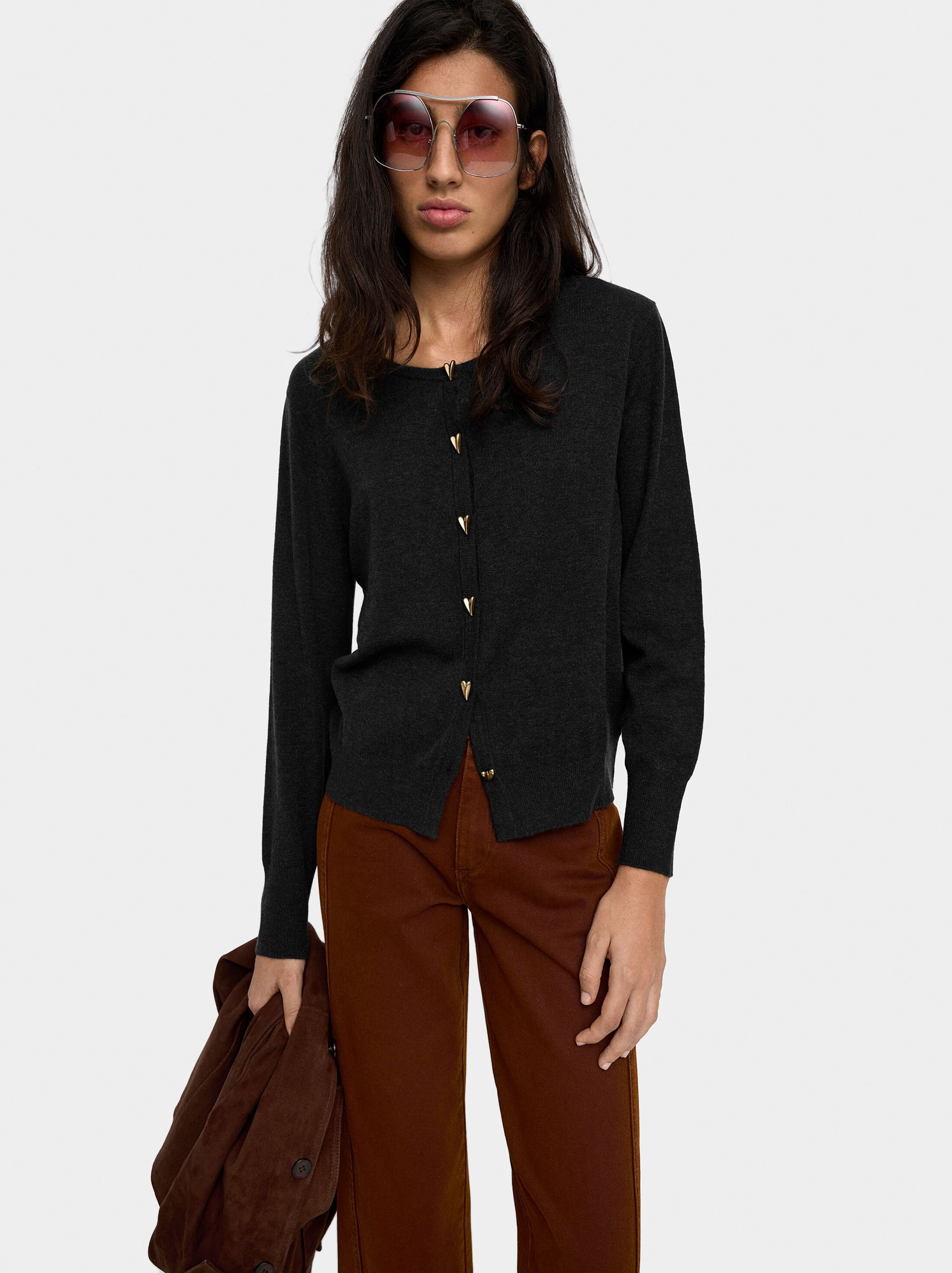 Càrdigan de malla amb botons amb forma de cor image number 0.0