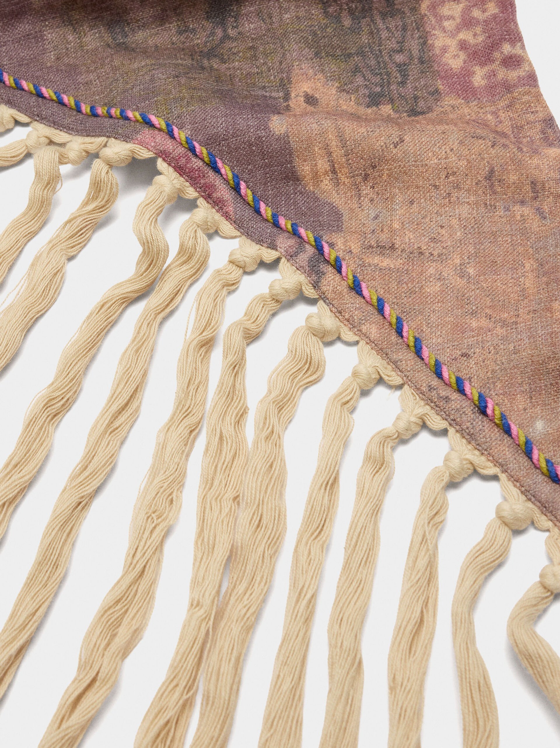 Wool shawl with fringes image number 1.0