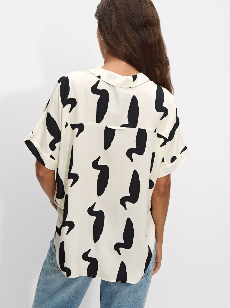 Short sleeve printed shirt