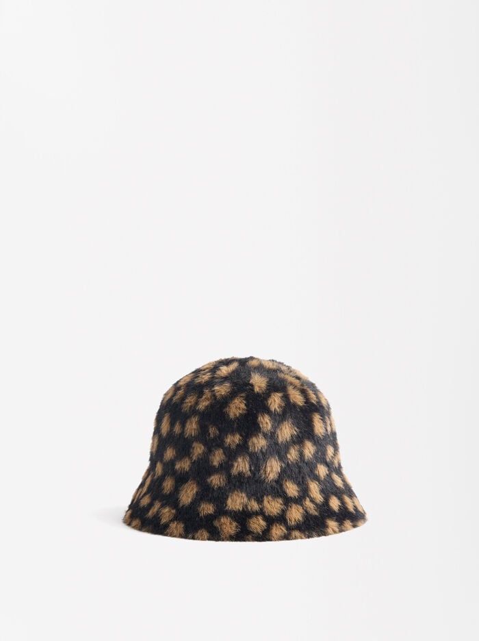 Faux fur bucket hat