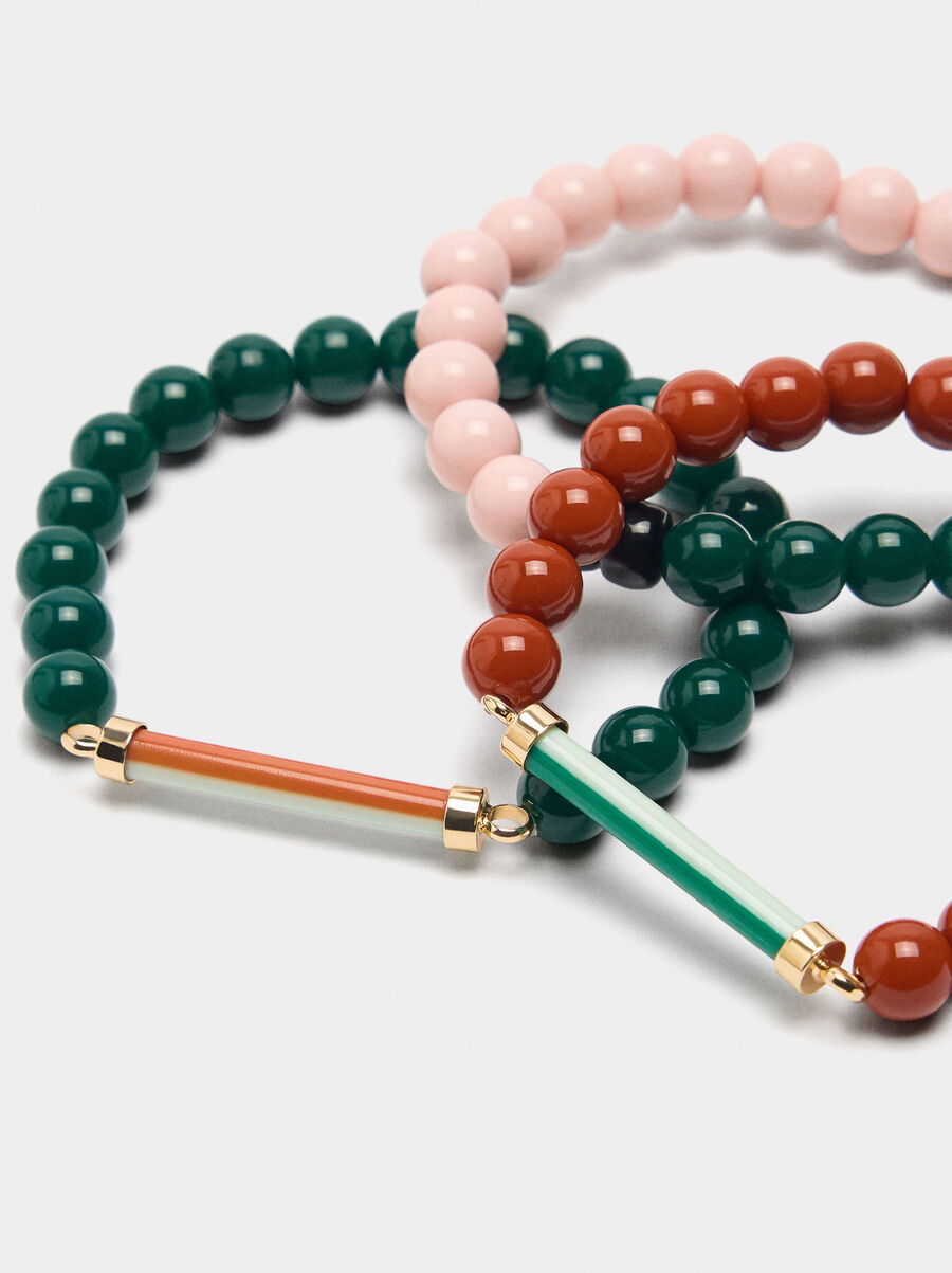 Set of elastic bracelets with resin beads