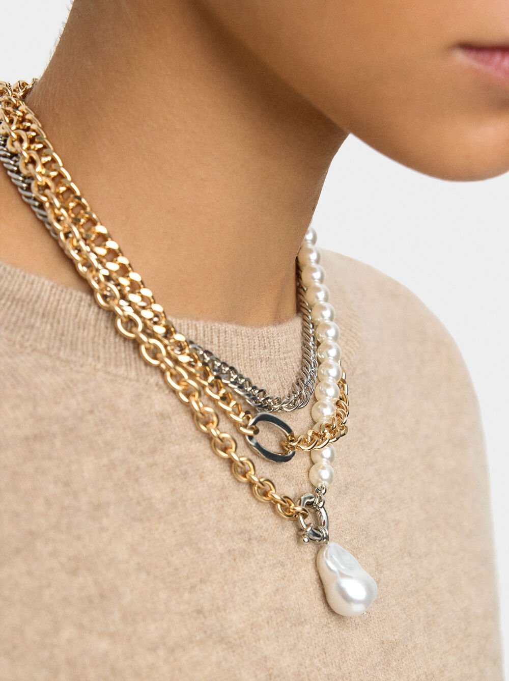 Set aus Bicolor-Glieder-Halsketten mit Perlen