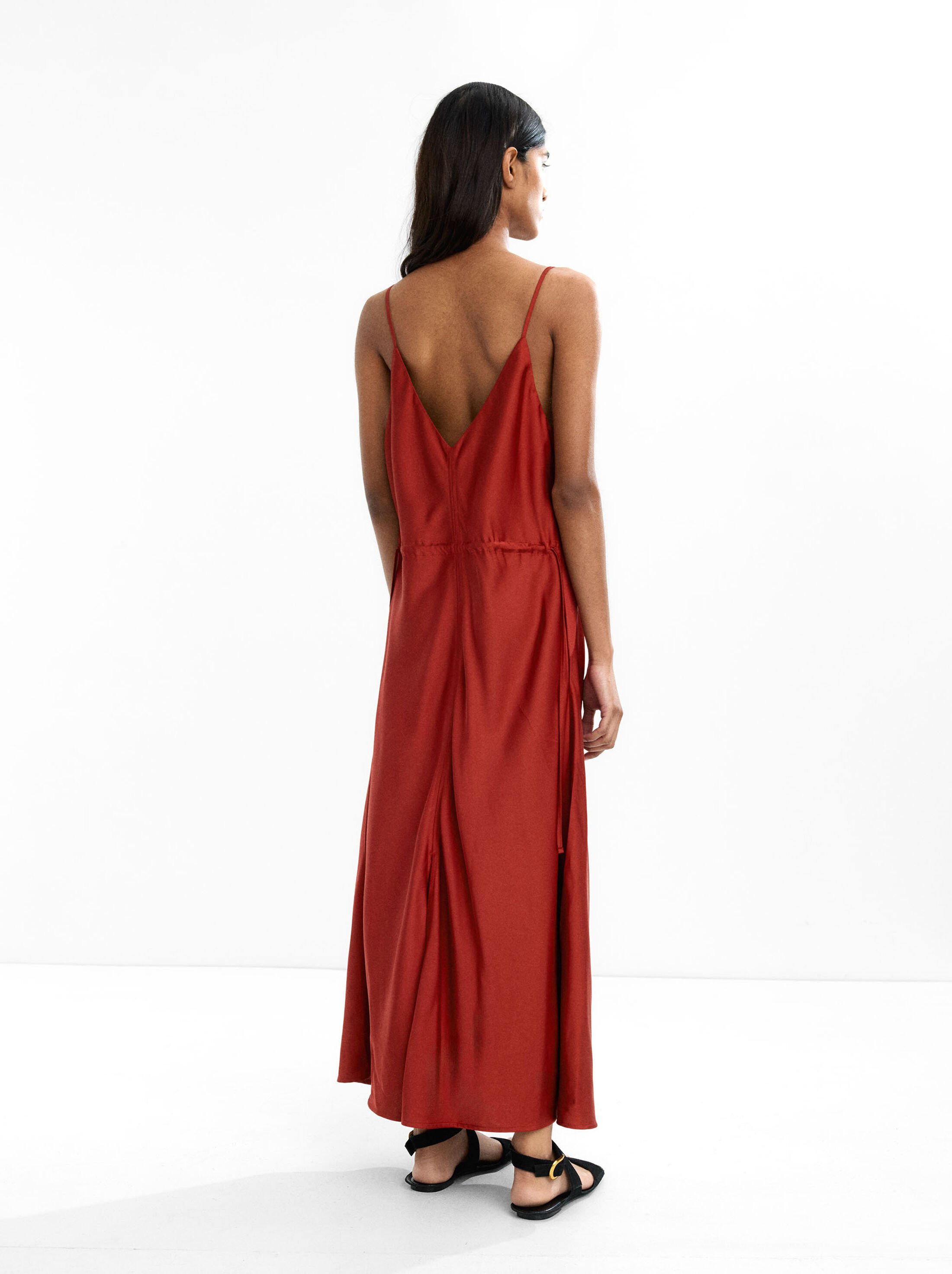 Dress with straps and seams image number 3.0