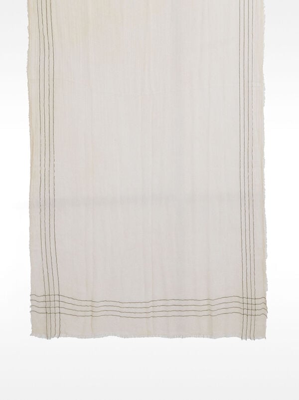 Pashmina with fringes