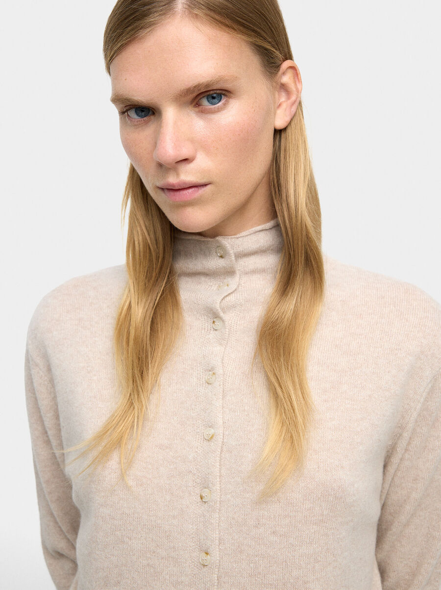 Cardigan with 100% cashmere