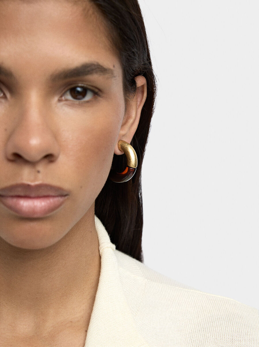 Open hoop earrings with tortoiseshell effect