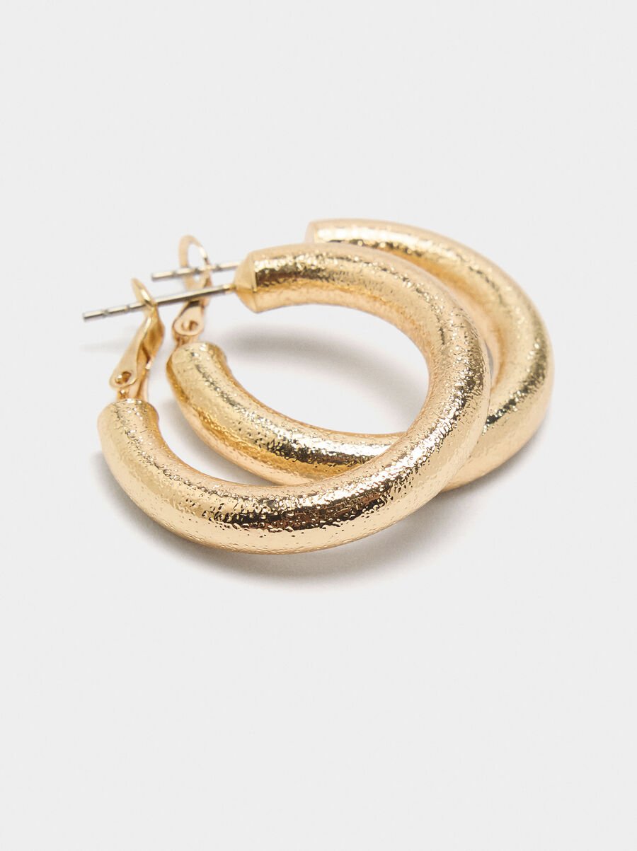 Tubular hoop earrings