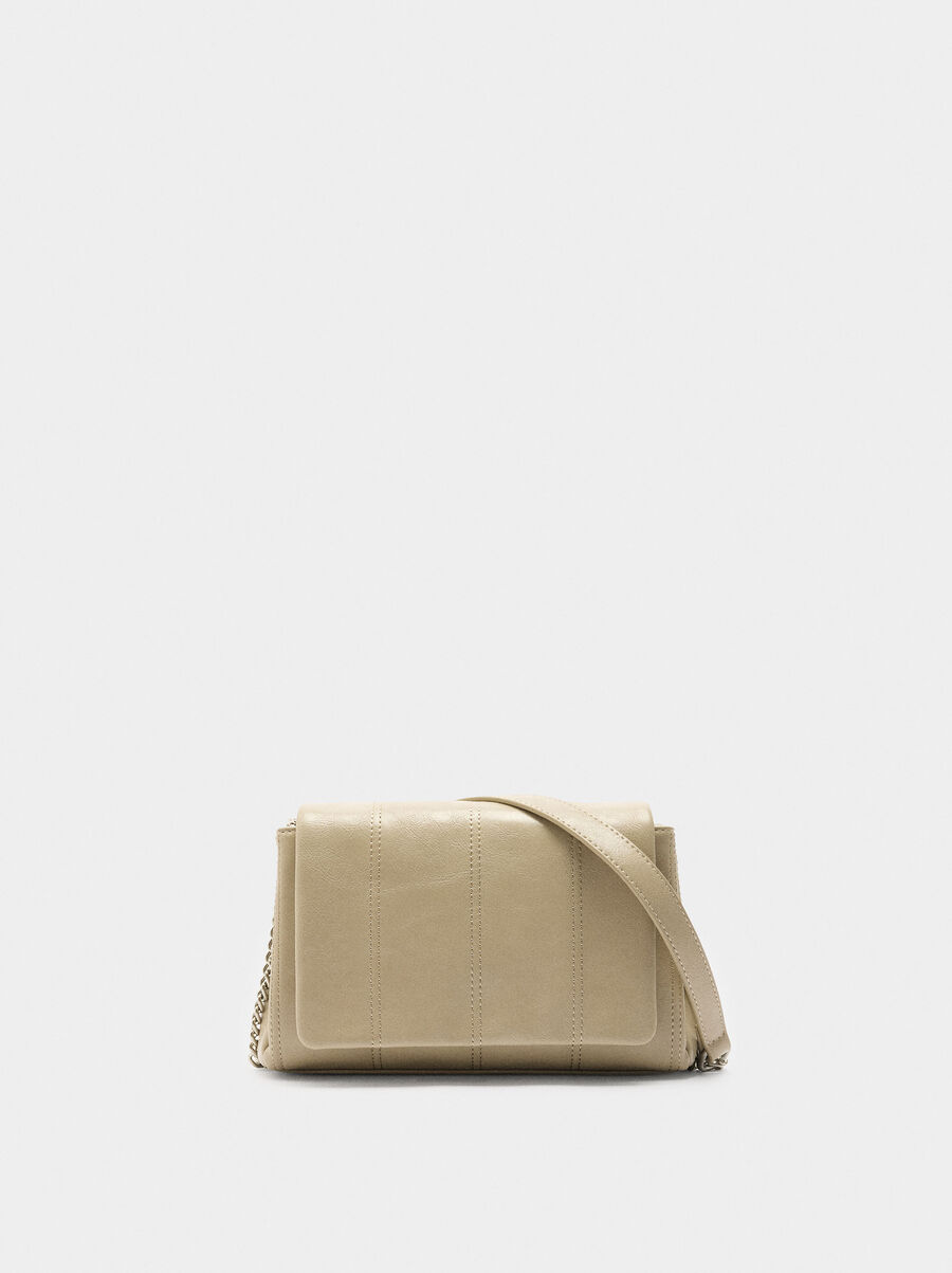 Padded shoulder bag with flap
