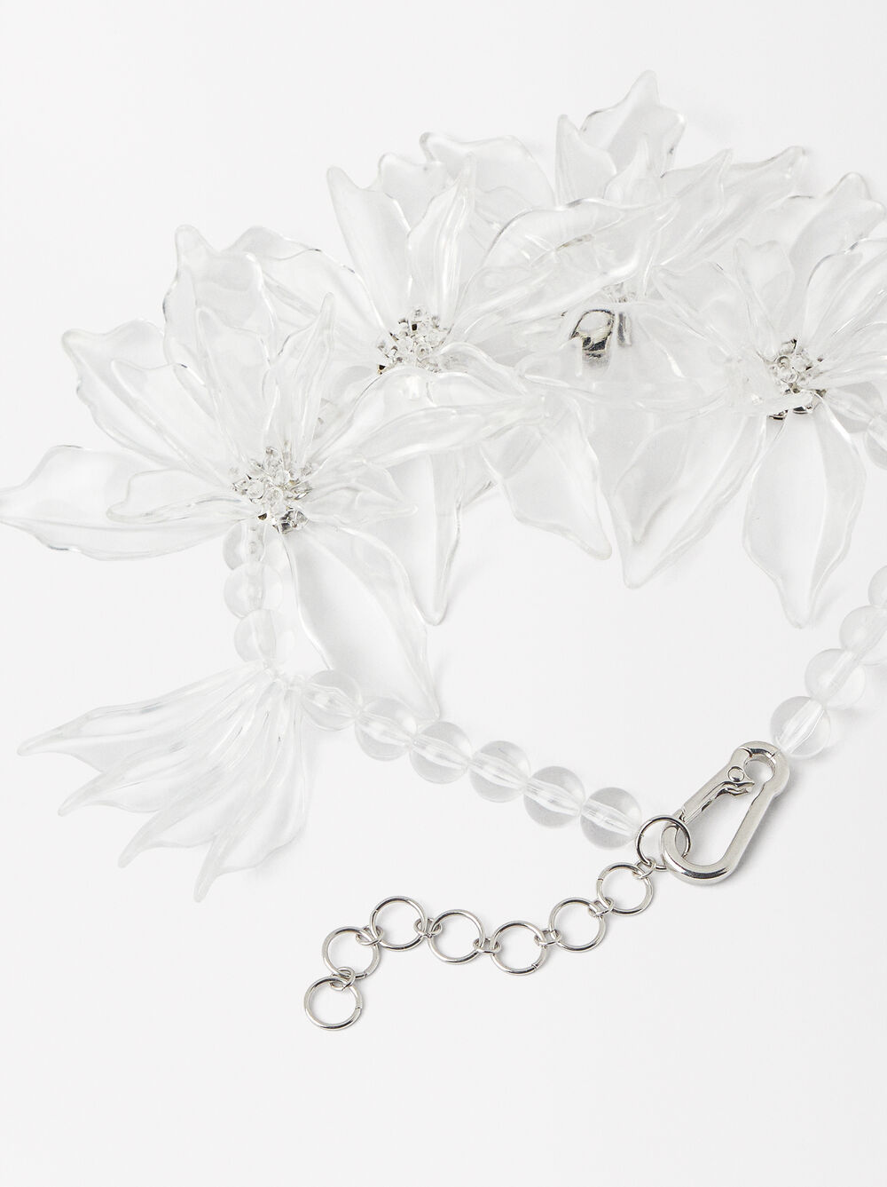 Online Exclusive - Choker With Flowers