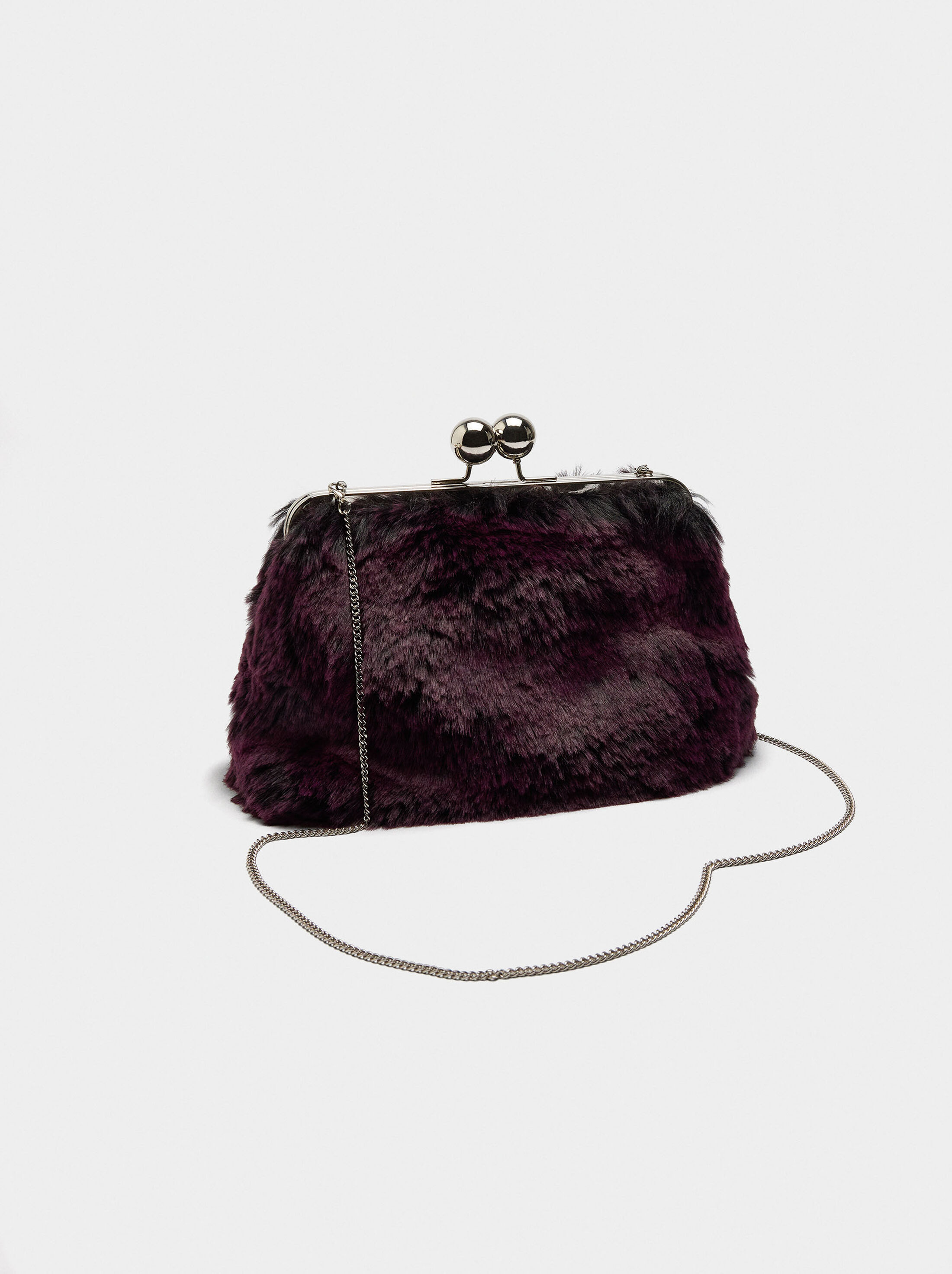Party bag with fur effect image number 3.0