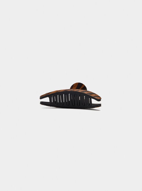 Hair clip with leather