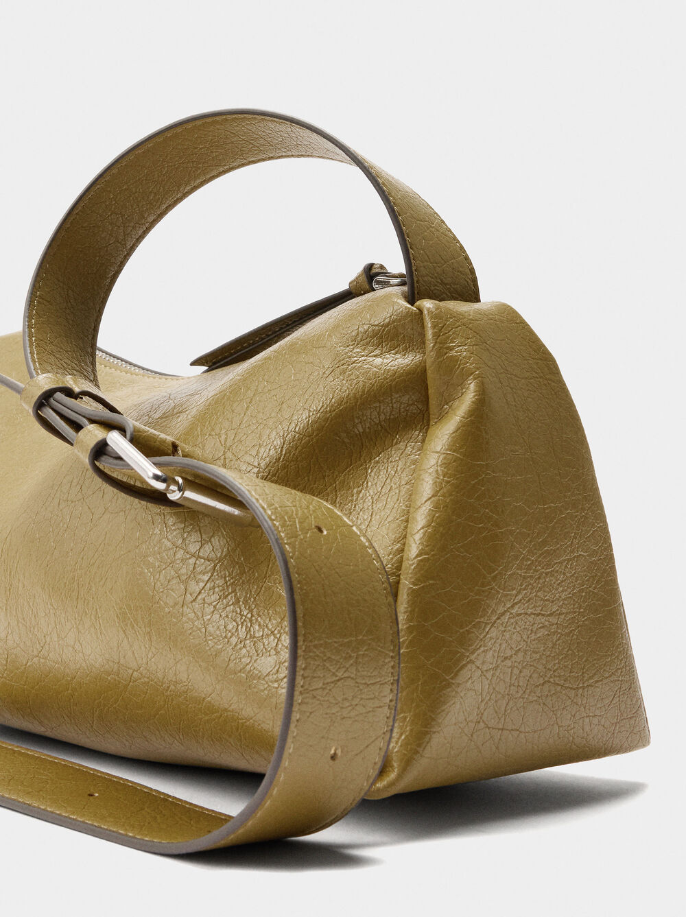 Sac bandoulière en effet craquelé