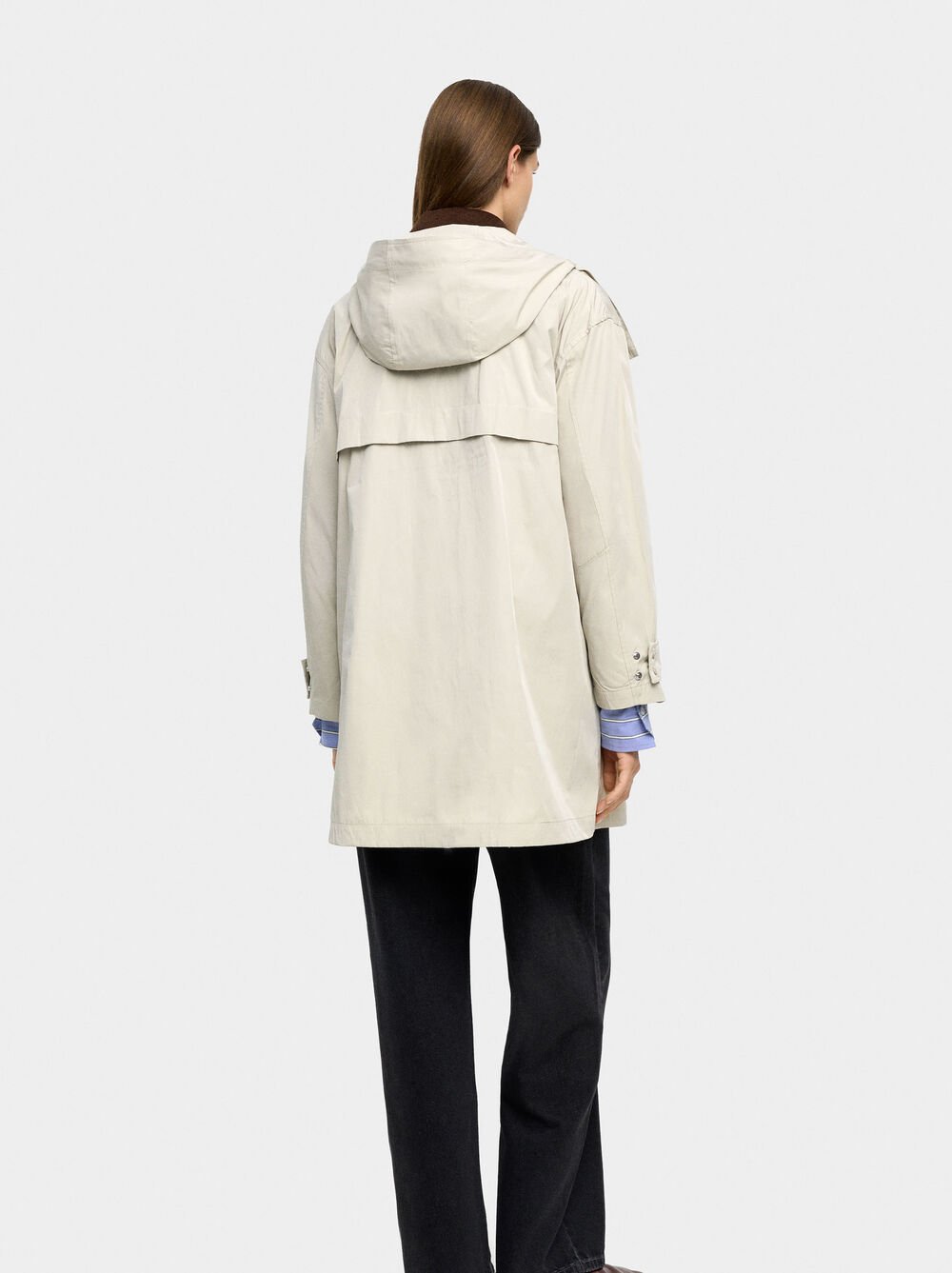 Light parka with hood