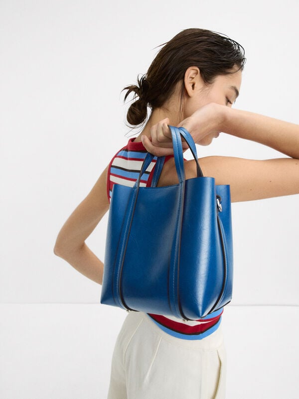 Crackle-effect tote bag