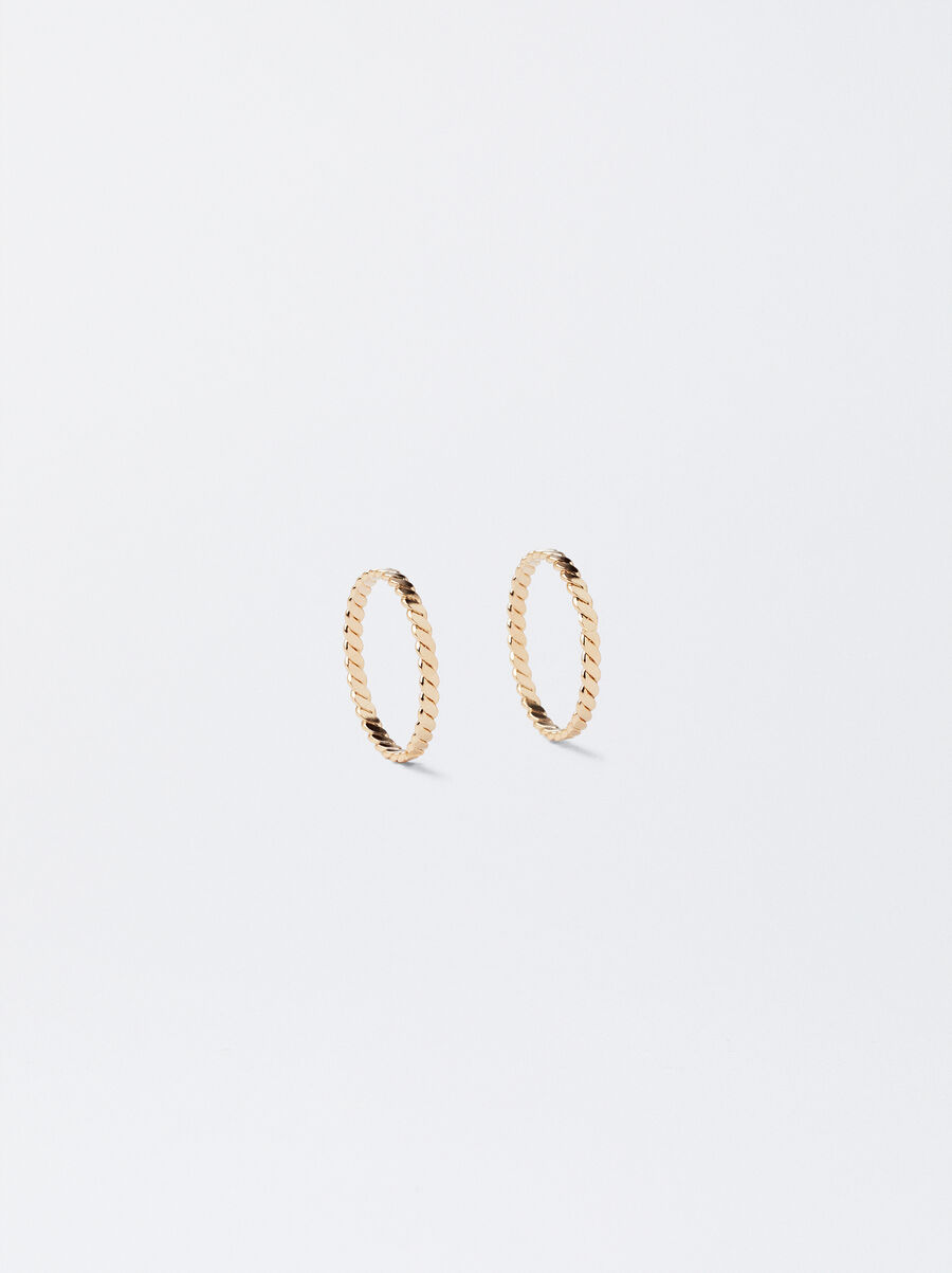 Golden band ring