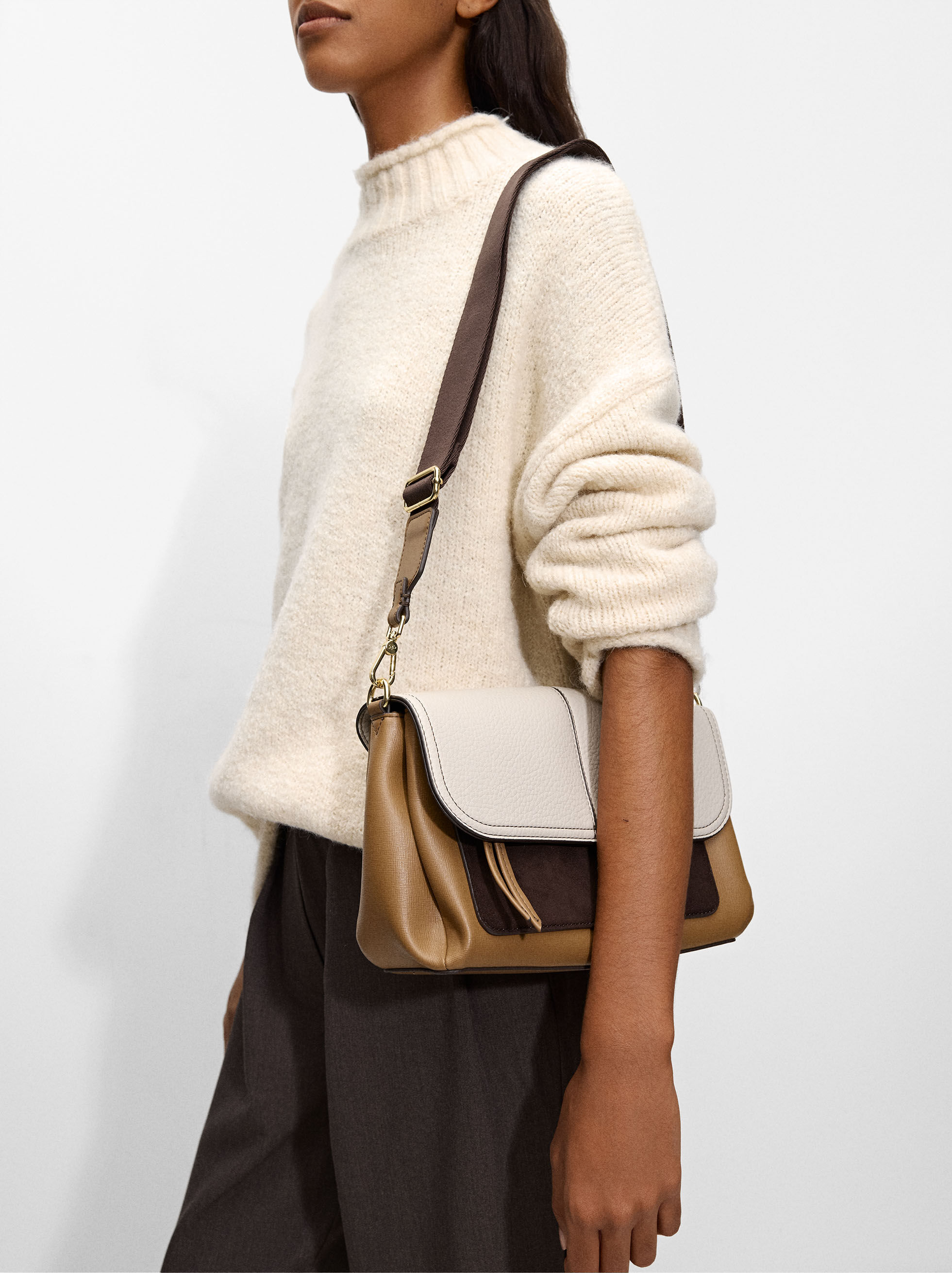 Sacs Bandouliere Femme Tendance Cuir et Noir Parfois FR