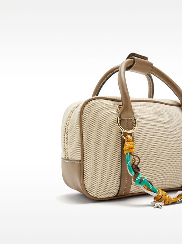Rectangular tote bag with pendant
