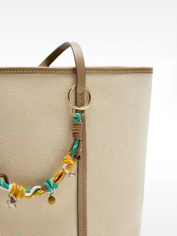 Fabric shopper bag with pendant