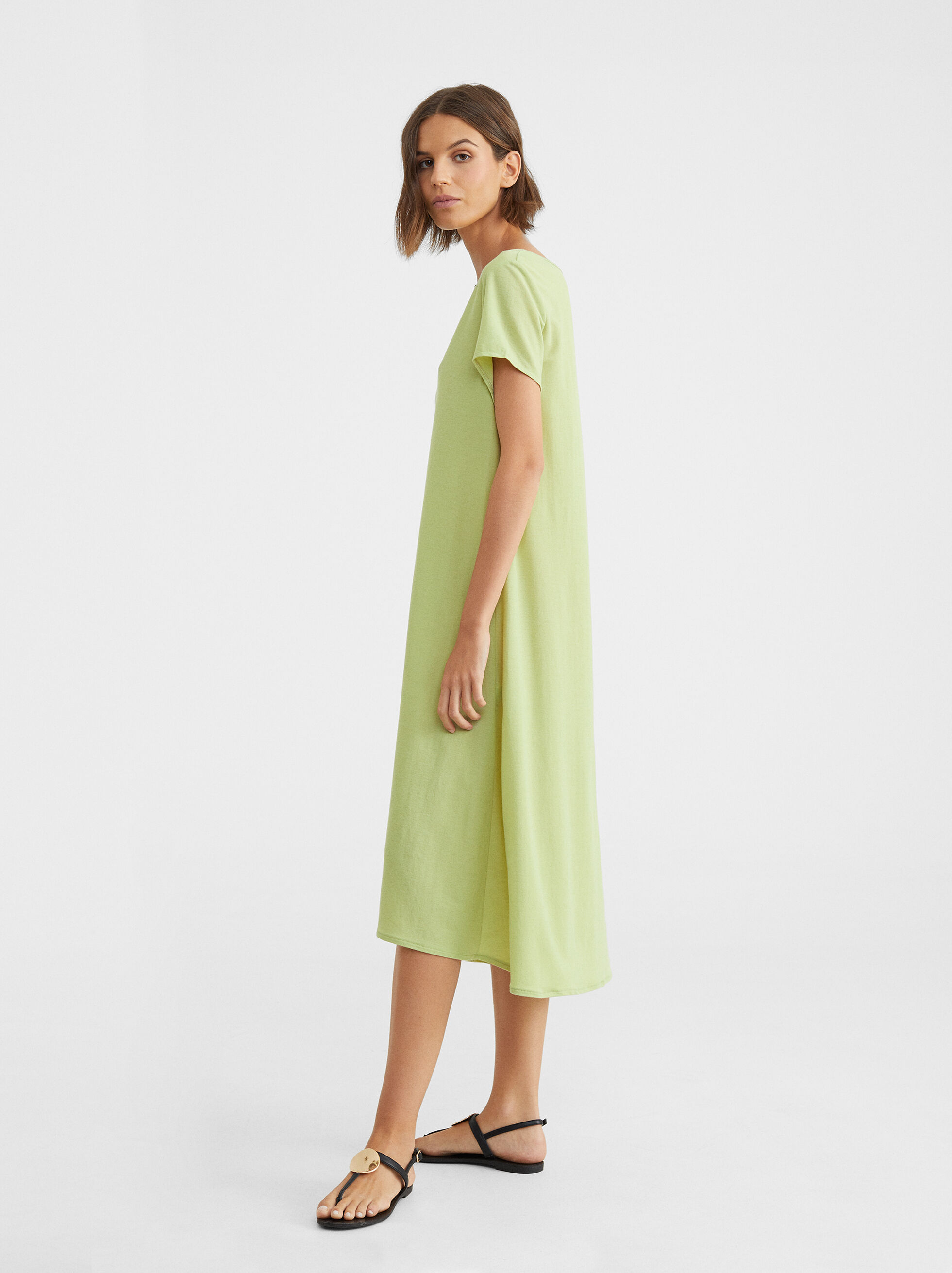 green v neck dress