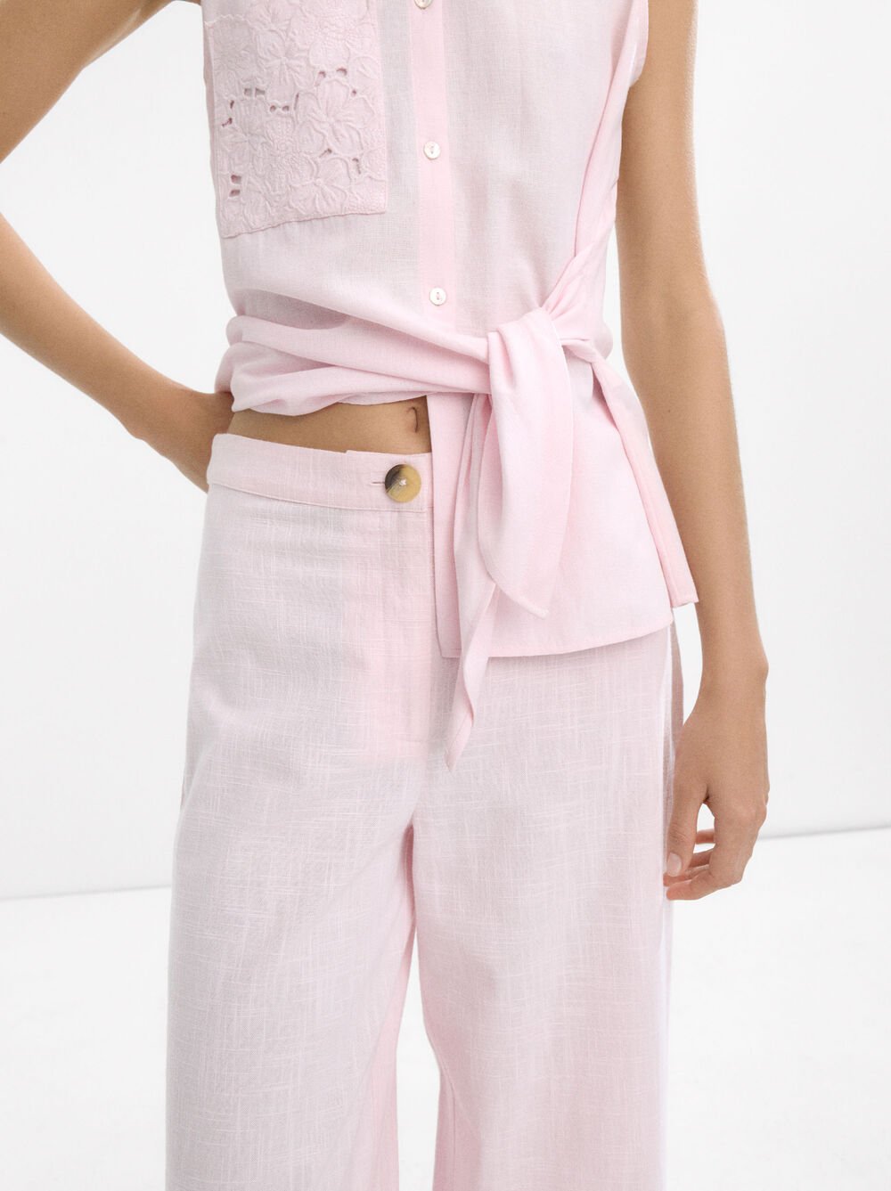 Trousers with 100% cotton