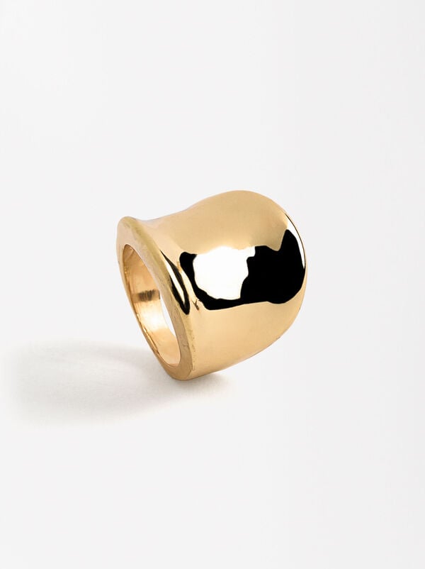 Concave ring