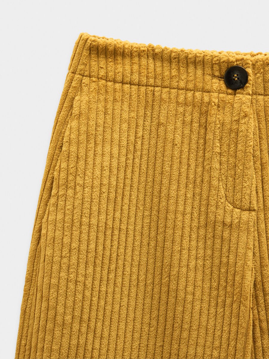 Corduroy trousers with 100% cotton